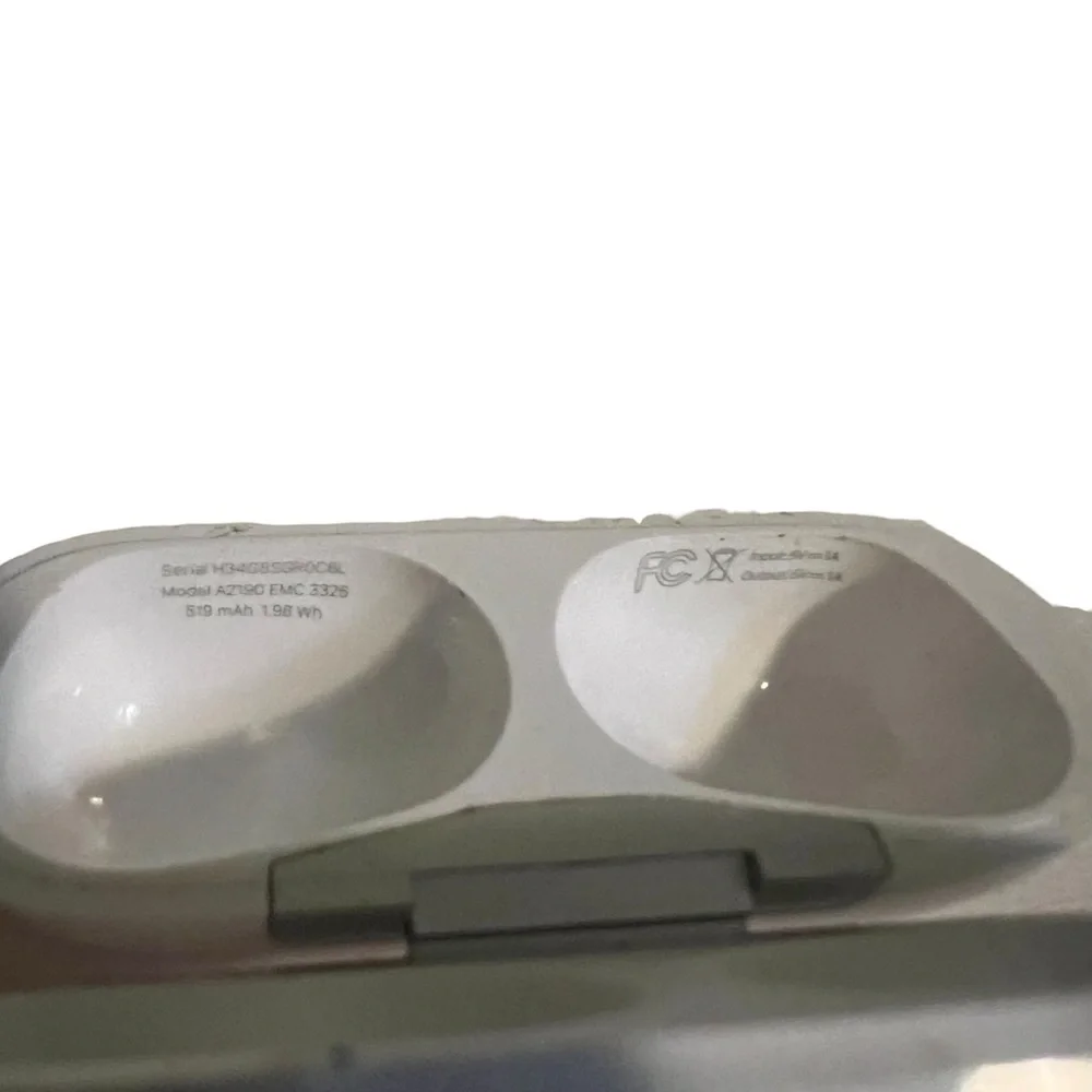 AirPods Pro 1st Generation Wireless Charging Case Replacement A2190 CASE + RIGHT